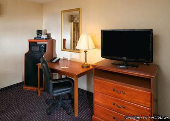 Red Roof Inn & Suites Galloway Dış mekan fotoğraf